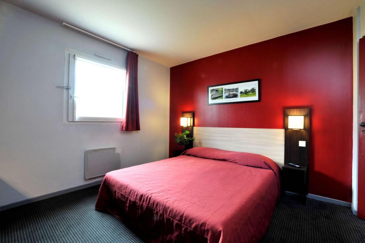 Brit Hotel St-Quentin/Nord Fayet  Ngoại thất bức ảnh